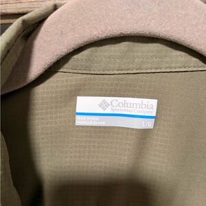 Columbia Womens Olive Green Jacket